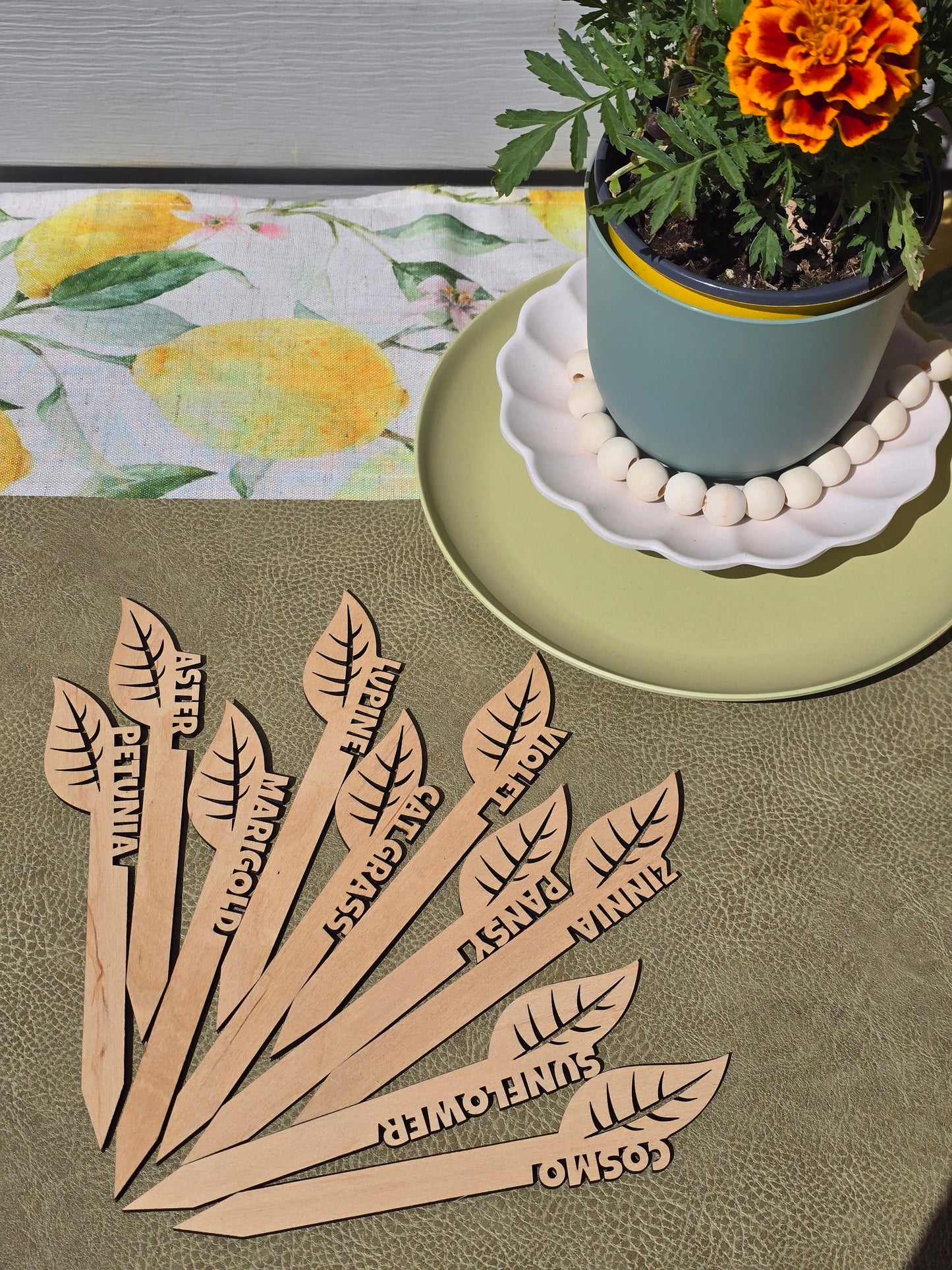Flower Marker 10pk - Leaf Style - Assorted Flowers